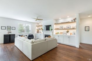 Single Family Residence,  Saffron court, Napa, CA 94559 - 8