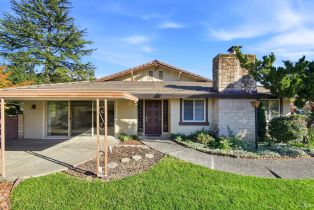 Condominium,  Las Casitas court, Santa Rosa, CA 95403 - 2