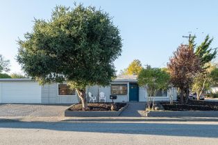 Single Family Residence, 1313 Mcgregor Ave, Petaluma, CA  Petaluma, CA 94954