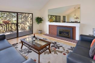 Townhouse,  Oak Forest lane, Santa Rosa, CA 95409 - 4