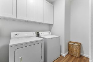 Single Family Residence,  Laurel court, Cloverdale, CA 95425 - 21