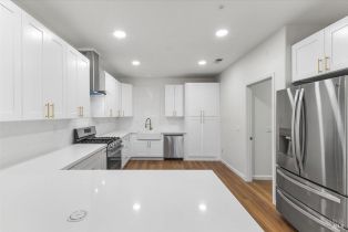 Single Family Residence,  Laurel court, Cloverdale, CA 95425 - 13