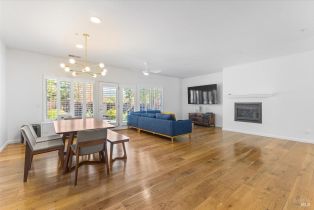 Single Family Residence,  Laurel court, Cloverdale, CA 95425 - 2