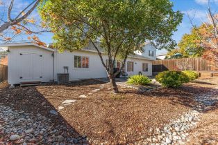 Single Family Residence,  Laurel court, Cloverdale, CA 95425 - 36