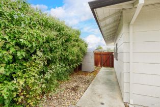 Single Family Residence,  Willow drive, Petaluma, CA 94954 - 32