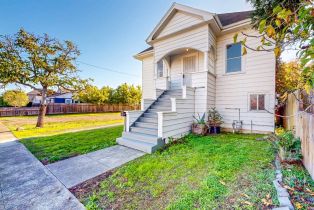 Single Family Residence,  Vallejo street, Petaluma, CA 94952 - 5