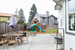 Single Family Residence,  Belfiore lane, Windsor, CA 95492 - 50