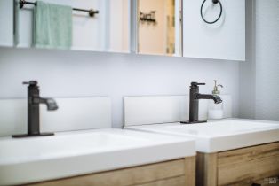 Single Family Residence,  Belfiore lane, Windsor, CA 95492 - 39