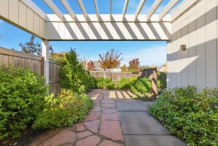 Single Family Residence,  Lobelia court, Sonoma, CA 95476 - 2