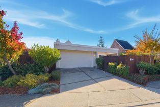 Single Family Residence, 679 Lobelia Ct, Sonoma, CA  Sonoma, CA 95476