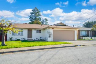 Single Family Residence, 716 Elm Dr, Petaluma, CA  Petaluma, CA 94952