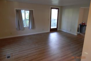 Mobile Home,  Old Redwood highway, Healdsburg, CA 95448 - 6