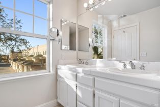 Condominium,  McClelland drive, Windsor, CA 95492 - 21