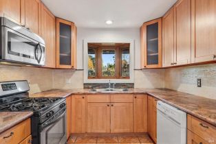 Single Family Residence, Sunny Manor way, Santa Rosa, CA 95401 - 3
