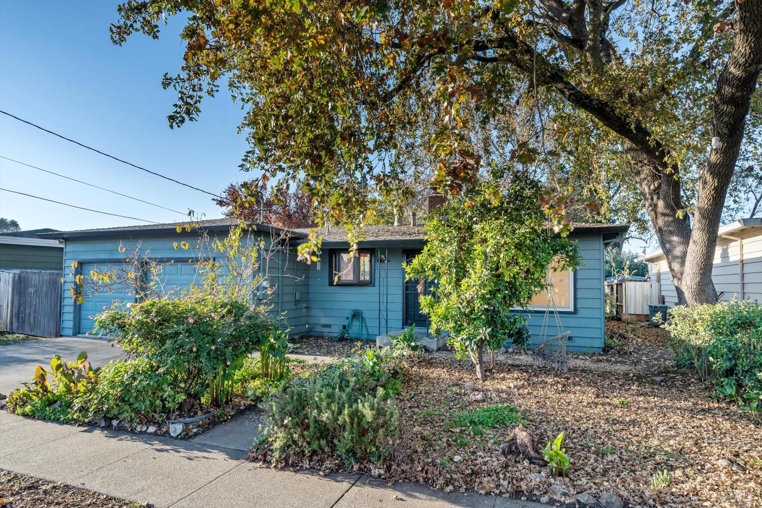 Single Family Residence, Sunny Manor way, Santa Rosa, CA 95401 - 1
