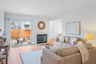 Condominium,  Zinfandel drive, Petaluma, CA 94954 - 5