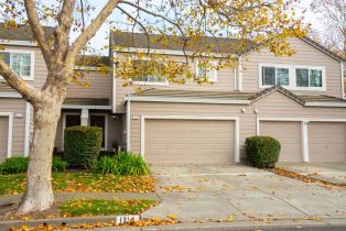 Condominium,  Zinfandel drive, Petaluma, CA 94954 - 3