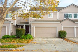 Condominium,  Zinfandel drive, Petaluma, CA 94954 - 2