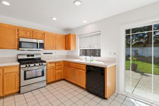 Single Family Residence,  Wooded Glen court, Windsor, CA 95492 - 9