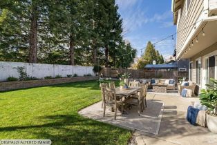Single Family Residence,  Wooded Glen court, Windsor, CA 95492 - 14