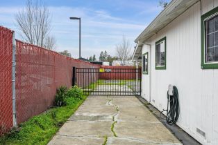 Single Family Residence, Cleveland avenue, Santa Rosa, CA 95401 - 28