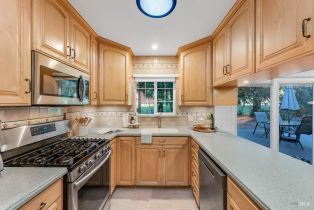 Single Family Residence, Holly Oak way, Santa Rosa, CA 95404 - 28