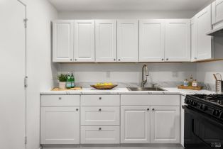 Condominium,  Agnew place, Santa Rosa, CA 95401 - 10