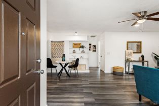 Condominium,  Agnew place, Santa Rosa, CA 95401 - 30
