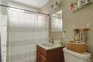 Single Family Residence, Saint Francis drive, Petaluma, CA 94954 - 8