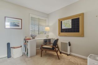 Single Family Residence, Saint Francis drive, Petaluma, CA 94954 - 9