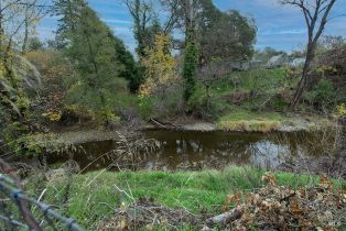 Single Family Residence,  Riverside drive, Sonoma, CA 95476 - 4
