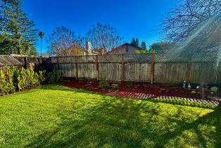 Single Family Residence, Rio Ruso drive, Windsor, CA 95492 - 25