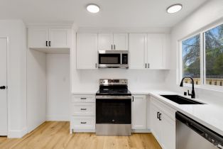 Single Family Residence,  Cherokee court, Santa Rosa, CA 95403 - 9