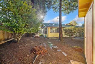 Single Family Residence,  Oakhurst place, Santa Rosa, CA 95409 - 32
