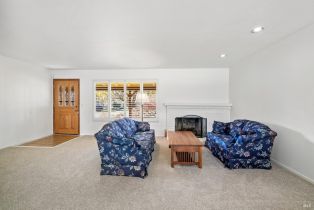 Single Family Residence,  Oakhurst place, Santa Rosa, CA 95409 - 5