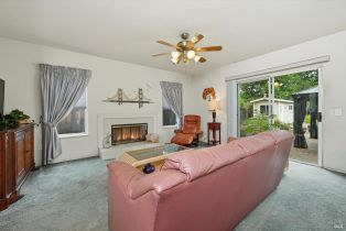 Single Family Residence,  Blazing Star court, Windsor, CA 95492 - 16