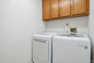 Single Family Residence, Rainier circle, Petaluma, CA 94954 - 28