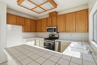 Single Family Residence, Rainier circle, Petaluma, CA 94954 - 10