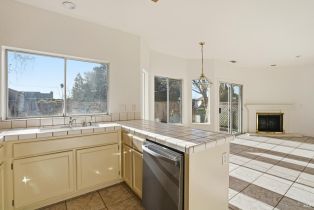 Single Family Residence, Rainier circle, Petaluma, CA 94954 - 12