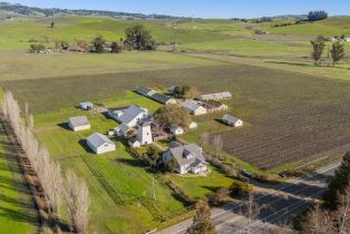 Single Family Residence, 3957 Lakeville Hwy, Petaluma, CA  Petaluma, CA 94954