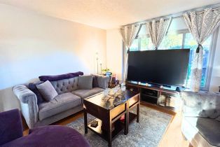 Single Family Residence,  Las Raposas court, Santa Rosa, CA 95409 - 4