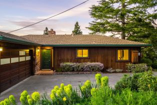 Single Family Residence,  Meadowglen drive, Petaluma, CA 94952 - 3