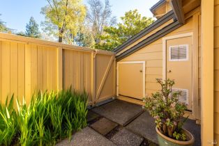 Condominium,  Woodlake drive, Santa Rosa, CA 95405 - 28