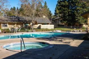 Condominium,  Woodlake drive, Santa Rosa, CA 95405 - 33