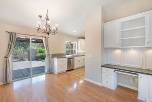 Single Family Residence,  Foothill drive, Windsor, CA 95492 - 5