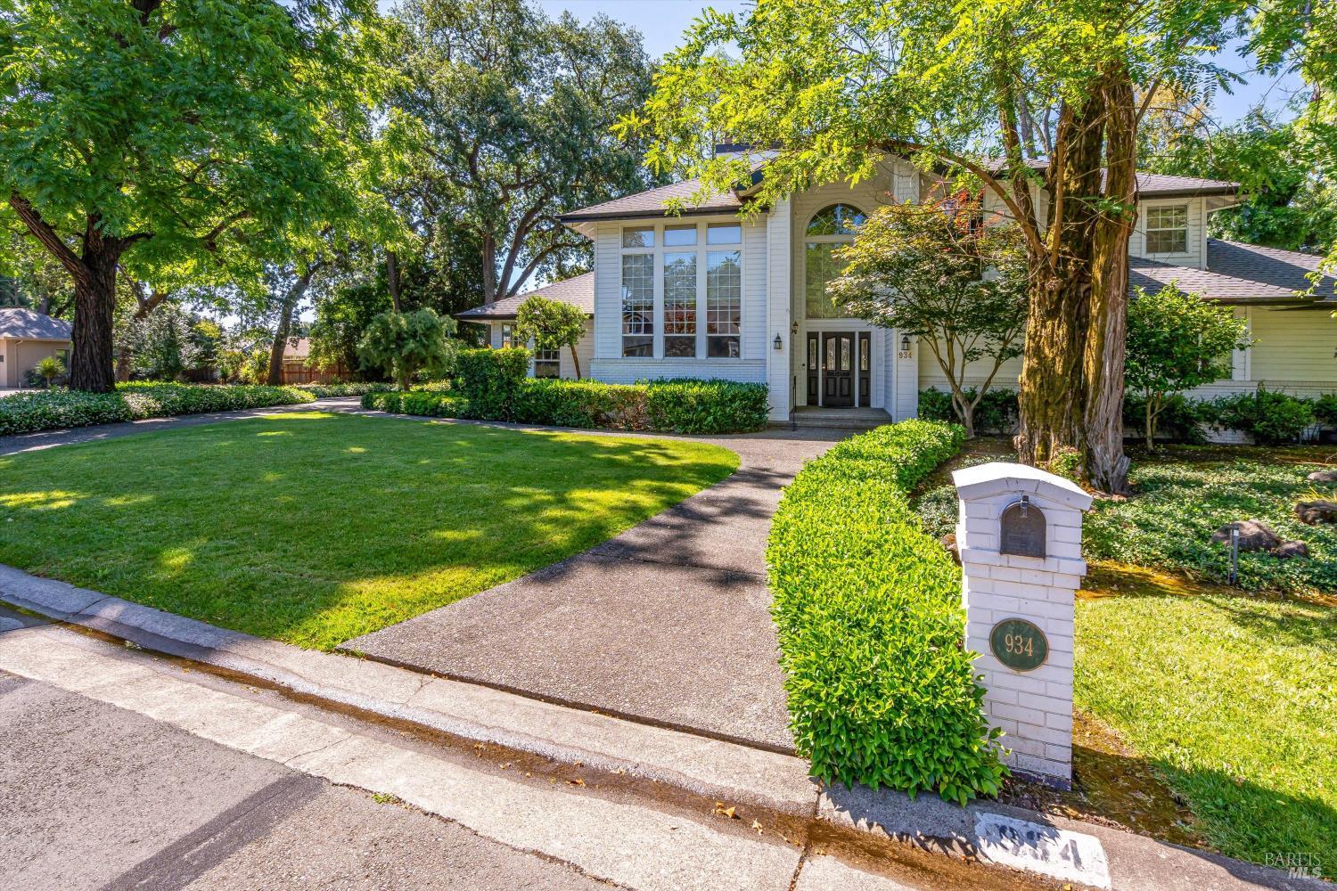Single Family Residence, Fairway drive, Sonoma, CA 95476 - 1
