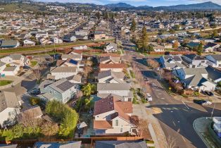 Single Family Residence,  San Miguel avenue, Santa Rosa, CA 95403 - 34