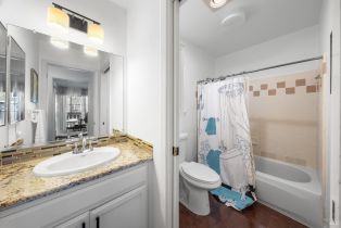 Townhouse,  Burgundy court, Petaluma, CA 94954 - 21