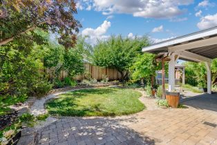 Single Family Residence,  Cottage court, Cloverdale, CA 95425 - 43