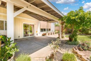 Single Family Residence,  Cottage court, Cloverdale, CA 95425 - 41